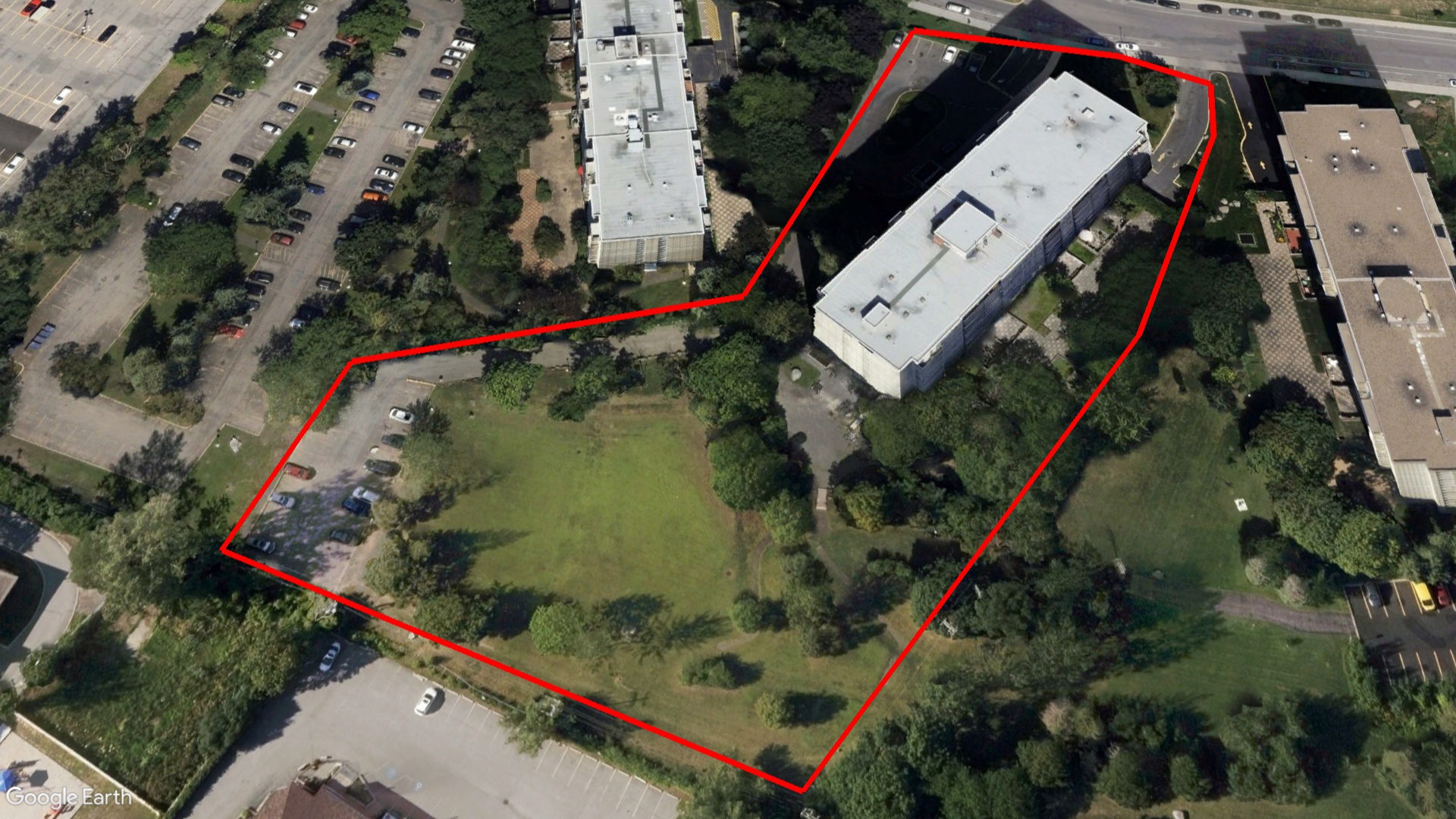 Tax Sale Montreal, Quebec - 040223-24