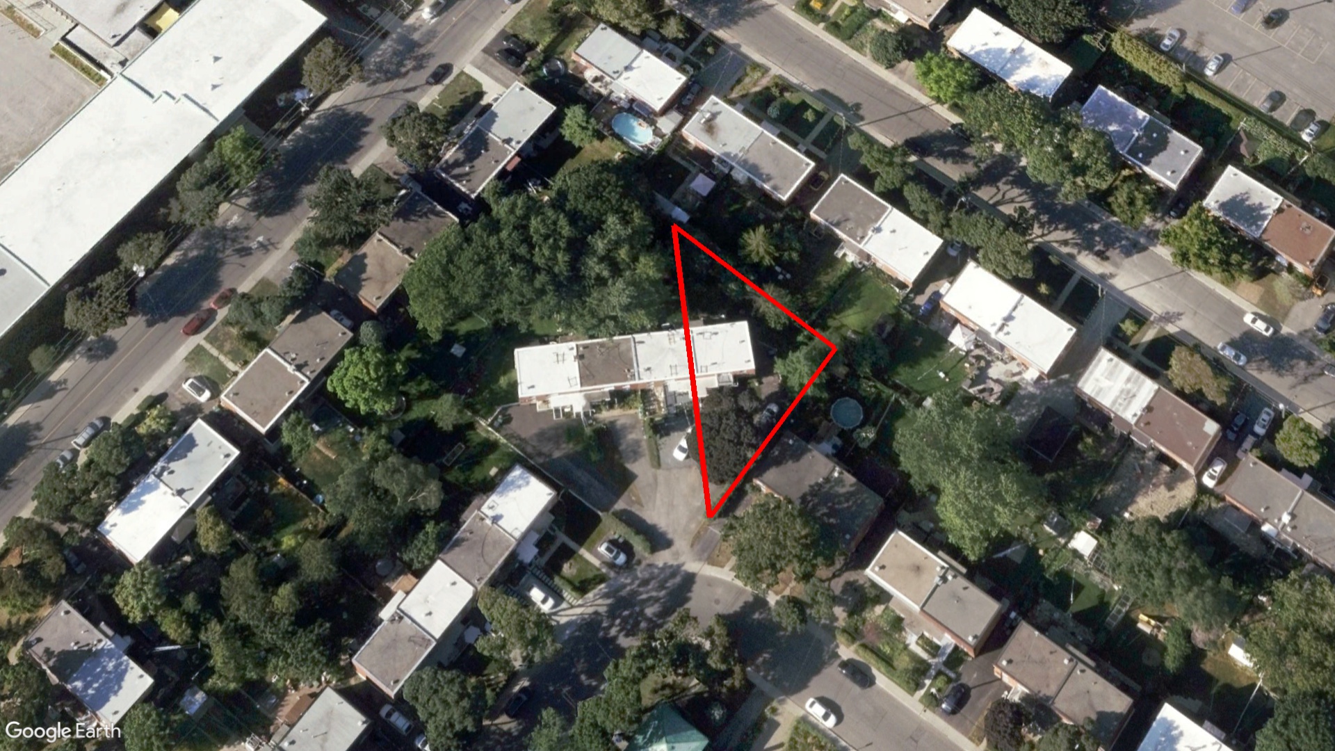 Tax Sale Montreal, Quebec - 040370-89