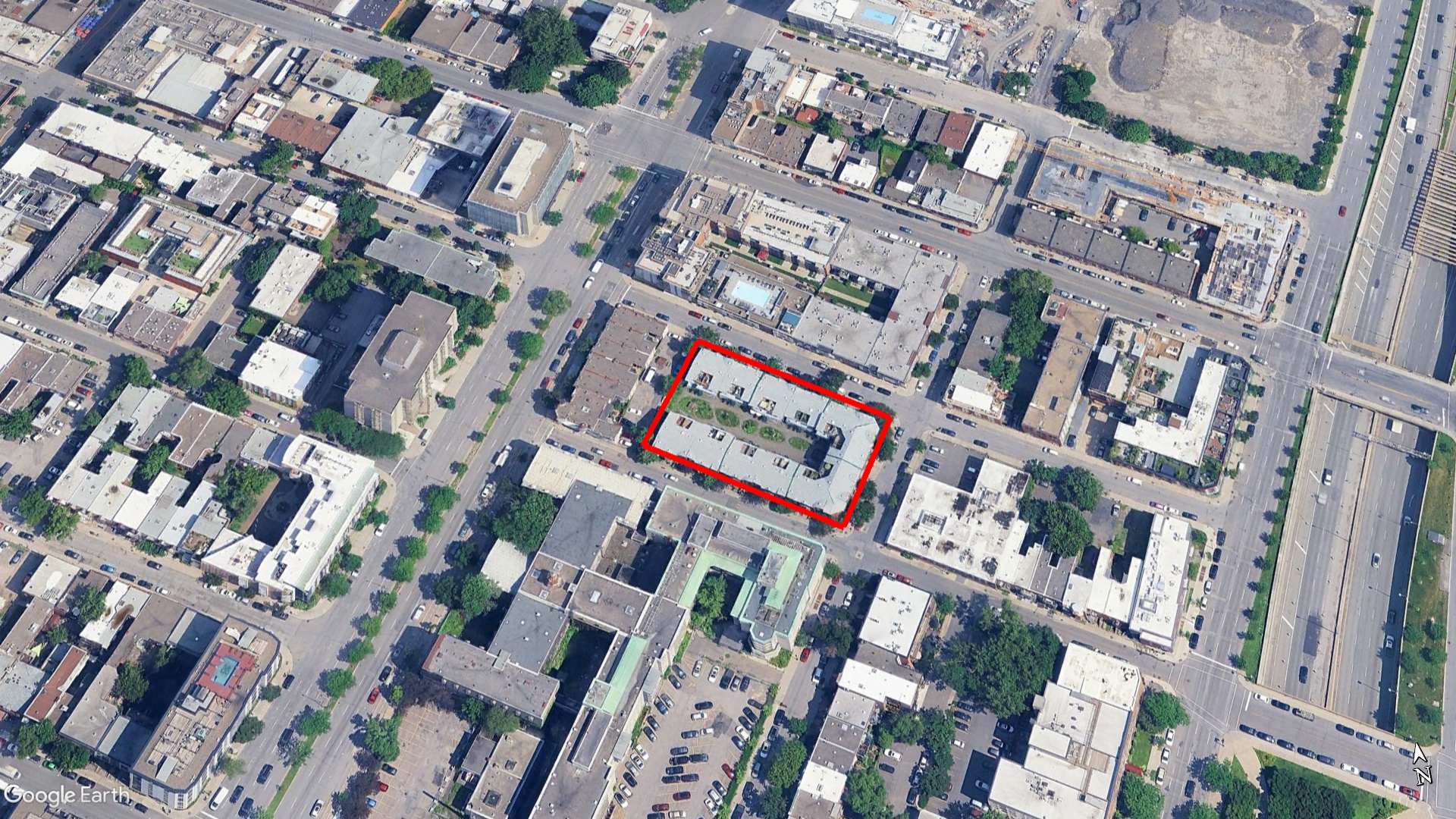 Tax Sale Montreal, Quebec - 110617-30