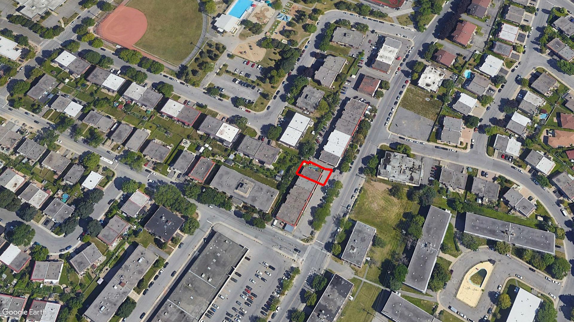 Tax Sale Montreal, Quebec - 020864-46