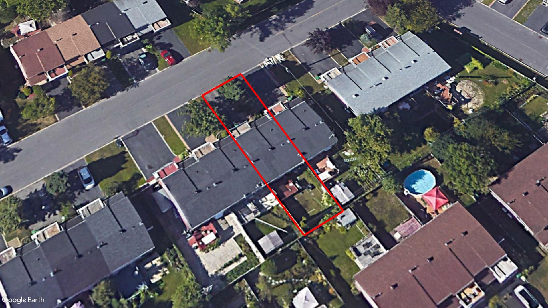 Tax Sale Montreal, Quebec - 040162-61