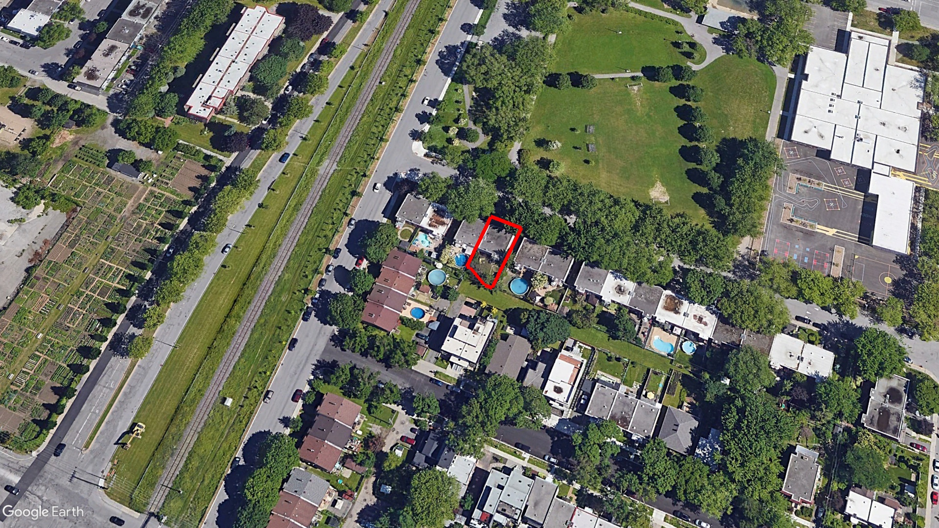 Tax Sale Montreal, Quebec -  382346-00