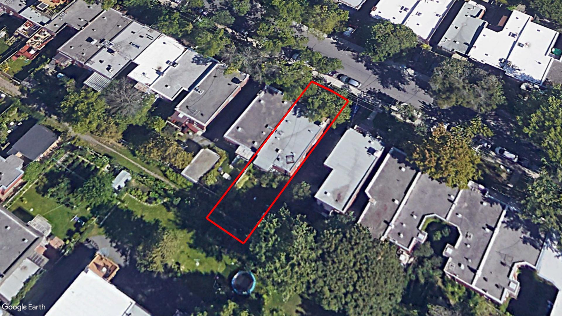 Tax Sale Montreal, Quebec - 440918-02