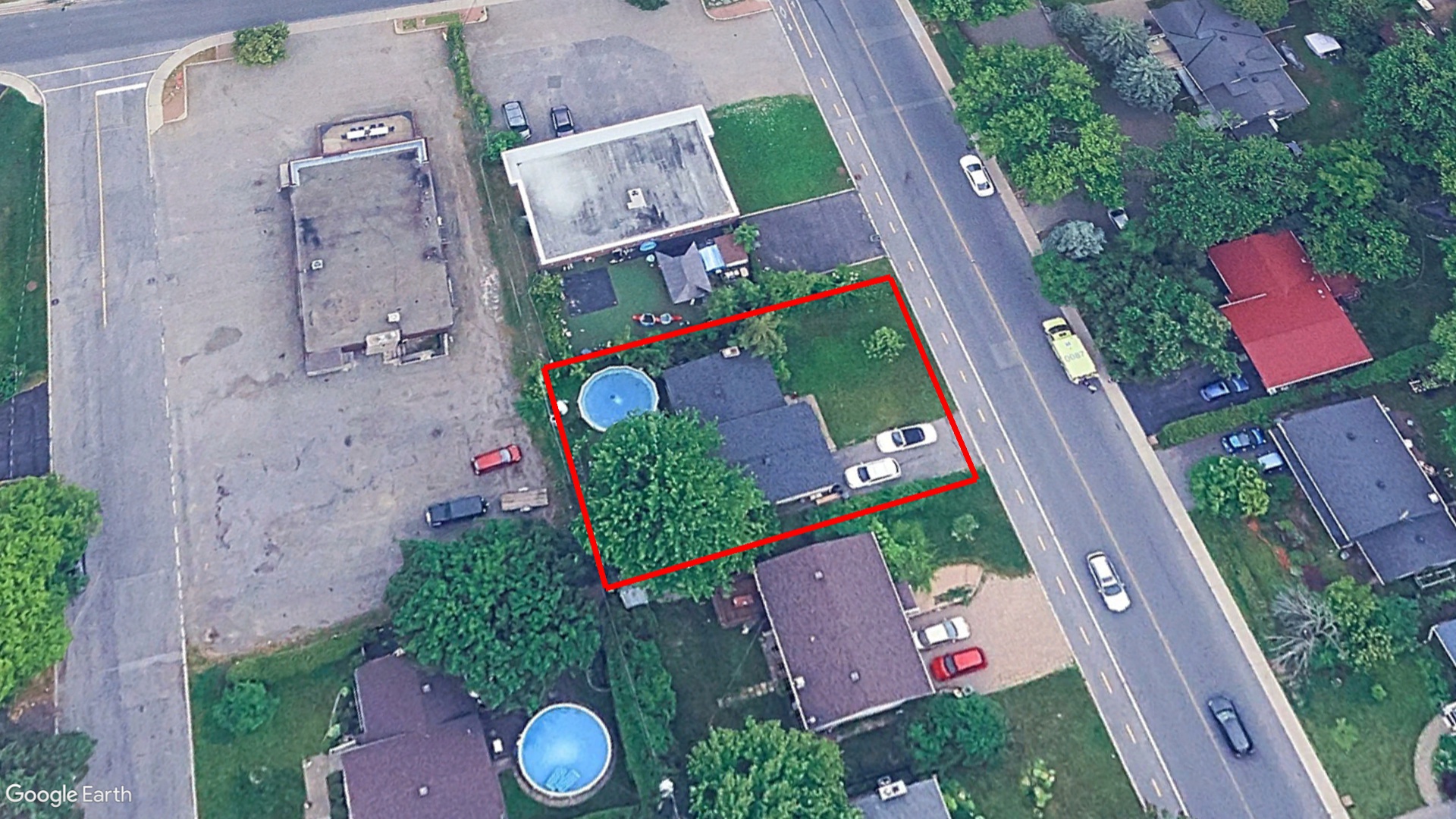 Tax Sale Montreal, Quebec - 040064-45