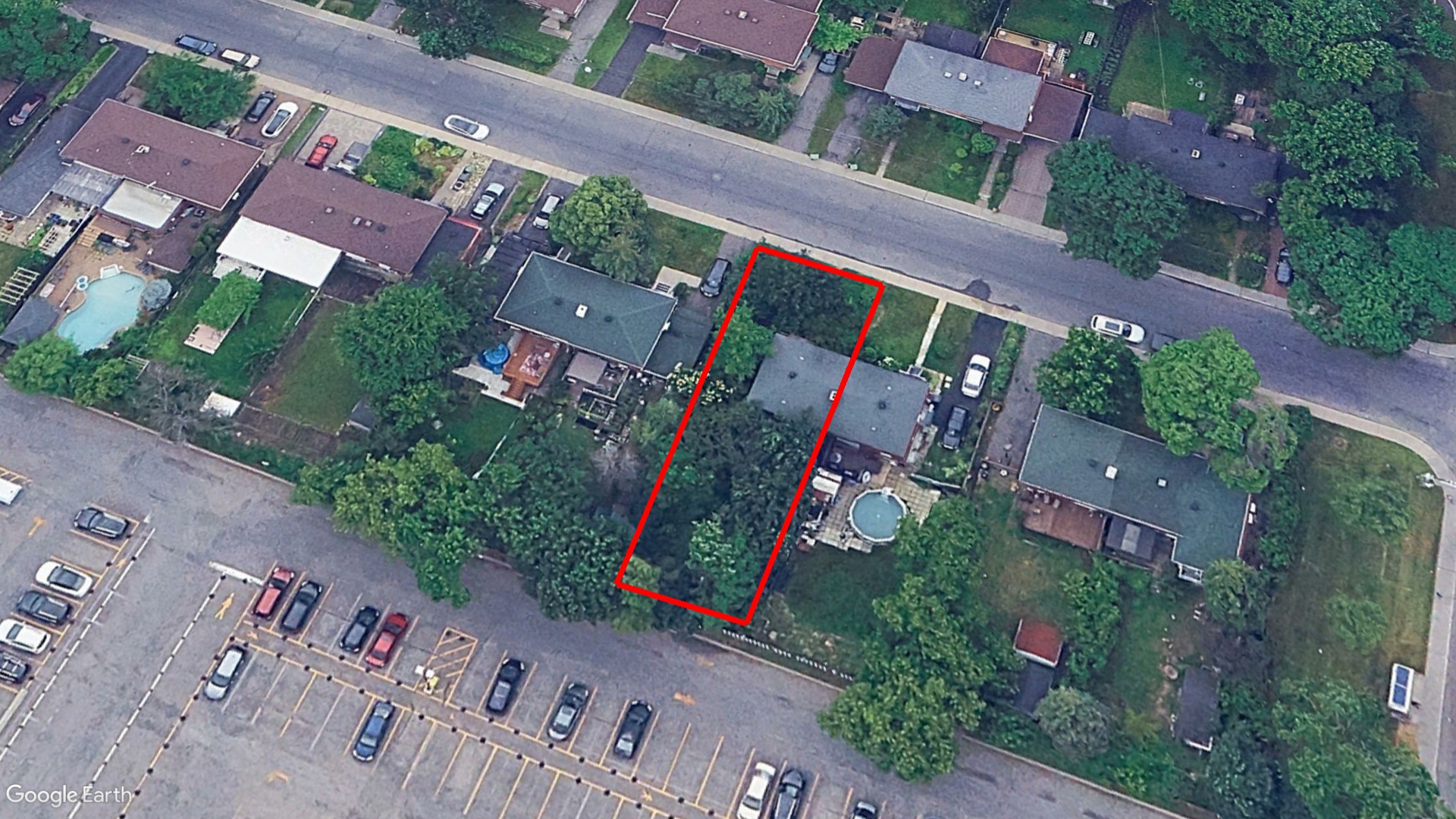 Tax Sale Montreal, Quebec - 040378-53