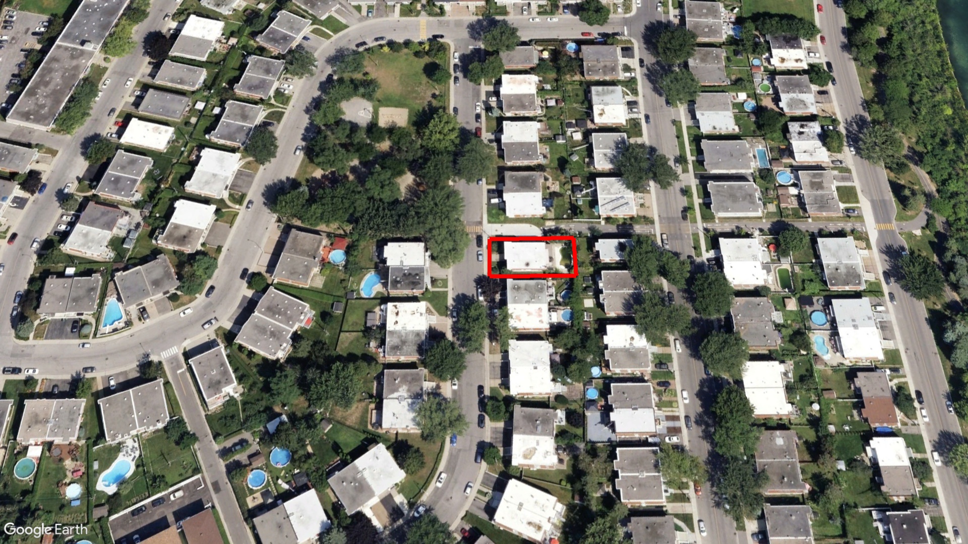 Tax Sale Montreal, Quebec - 040347-87