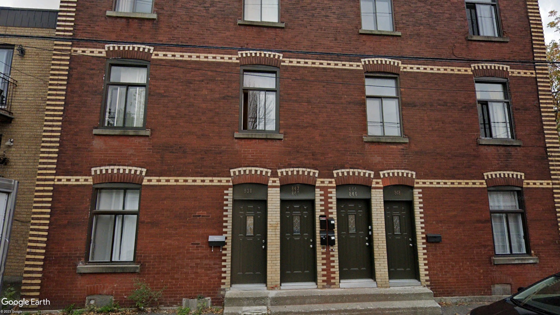 Tax Sale Montreal, Quebec - 010465-87