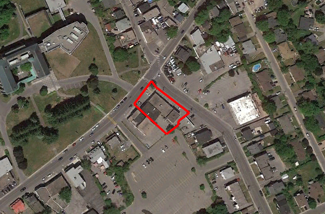 Tax Sale Montreal, Quebec - 040843-49