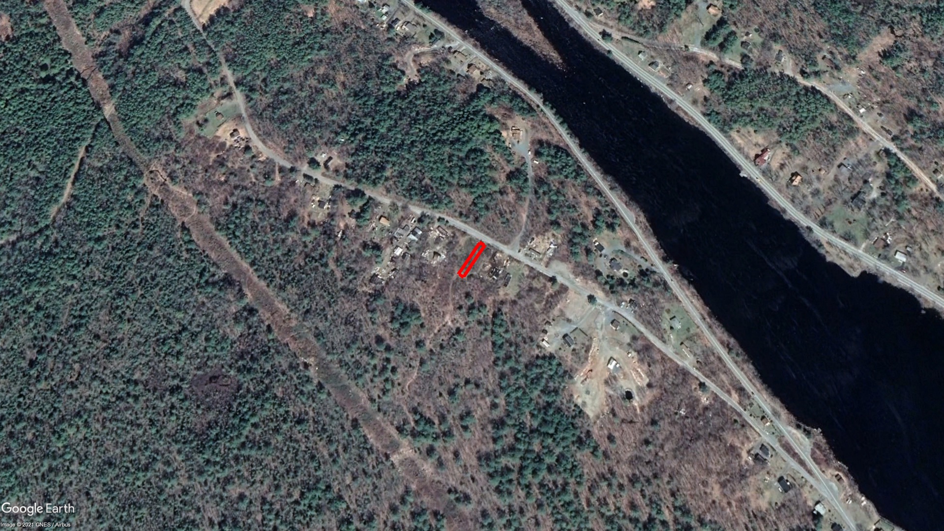 Tax Sale Queens, Nova Scotia - 04921976