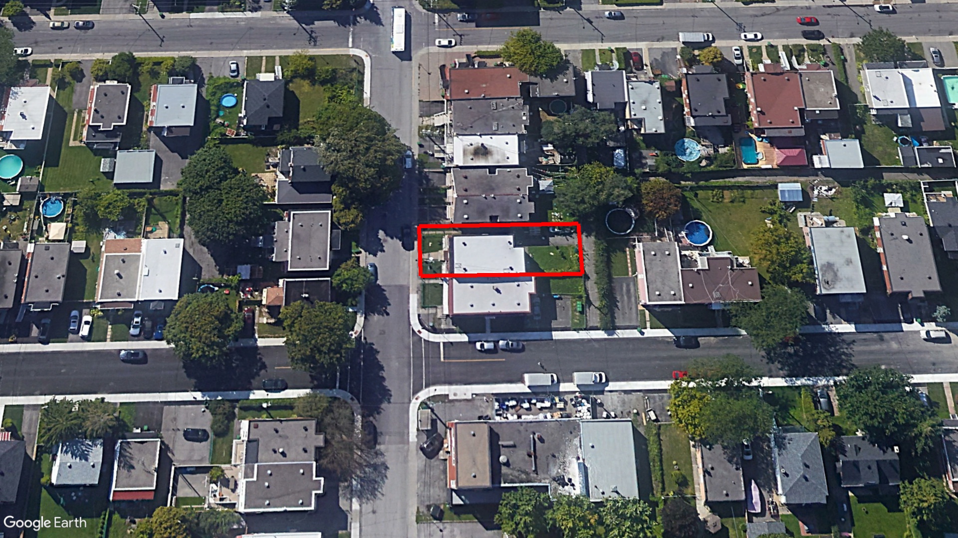 Tax Sale Montreal, Quebec - 050572-09