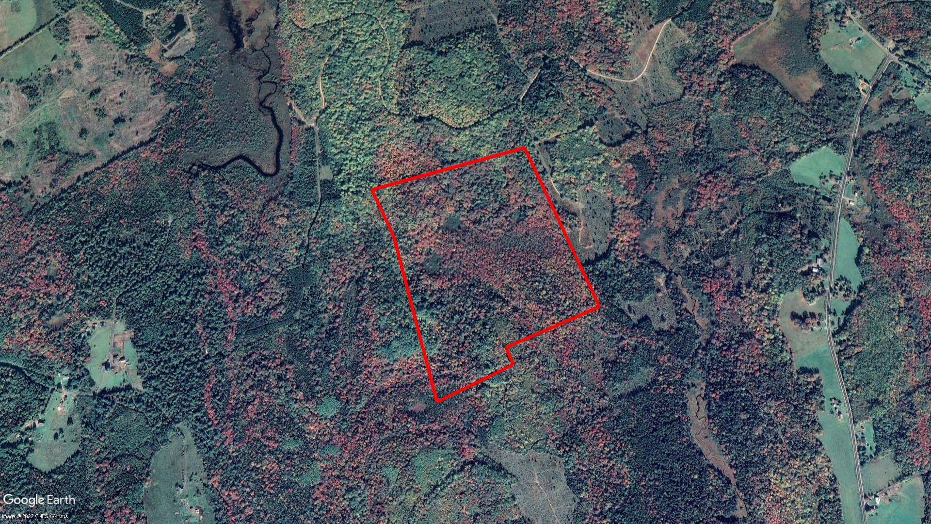 Tax Sale Lunenburg, Nova Scotia - 09719482