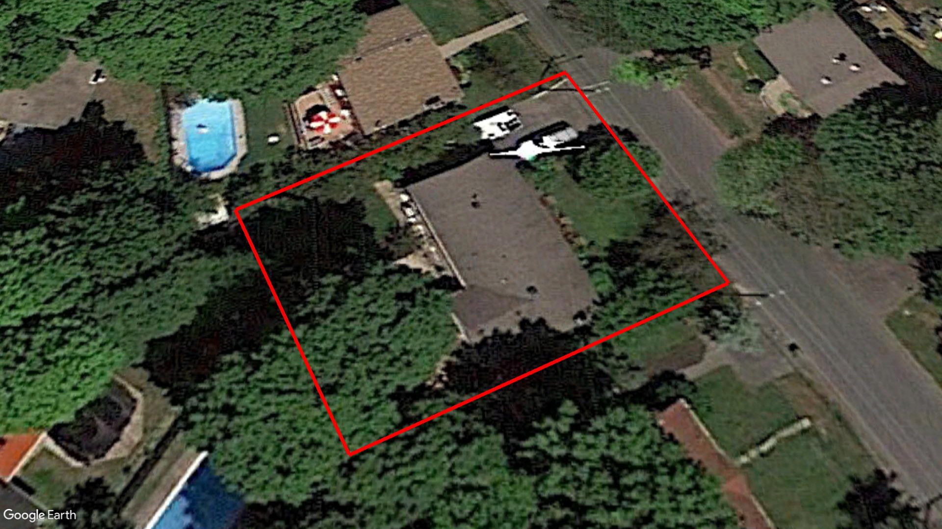 Tax Sale Montreal, Quebec - 040085-58