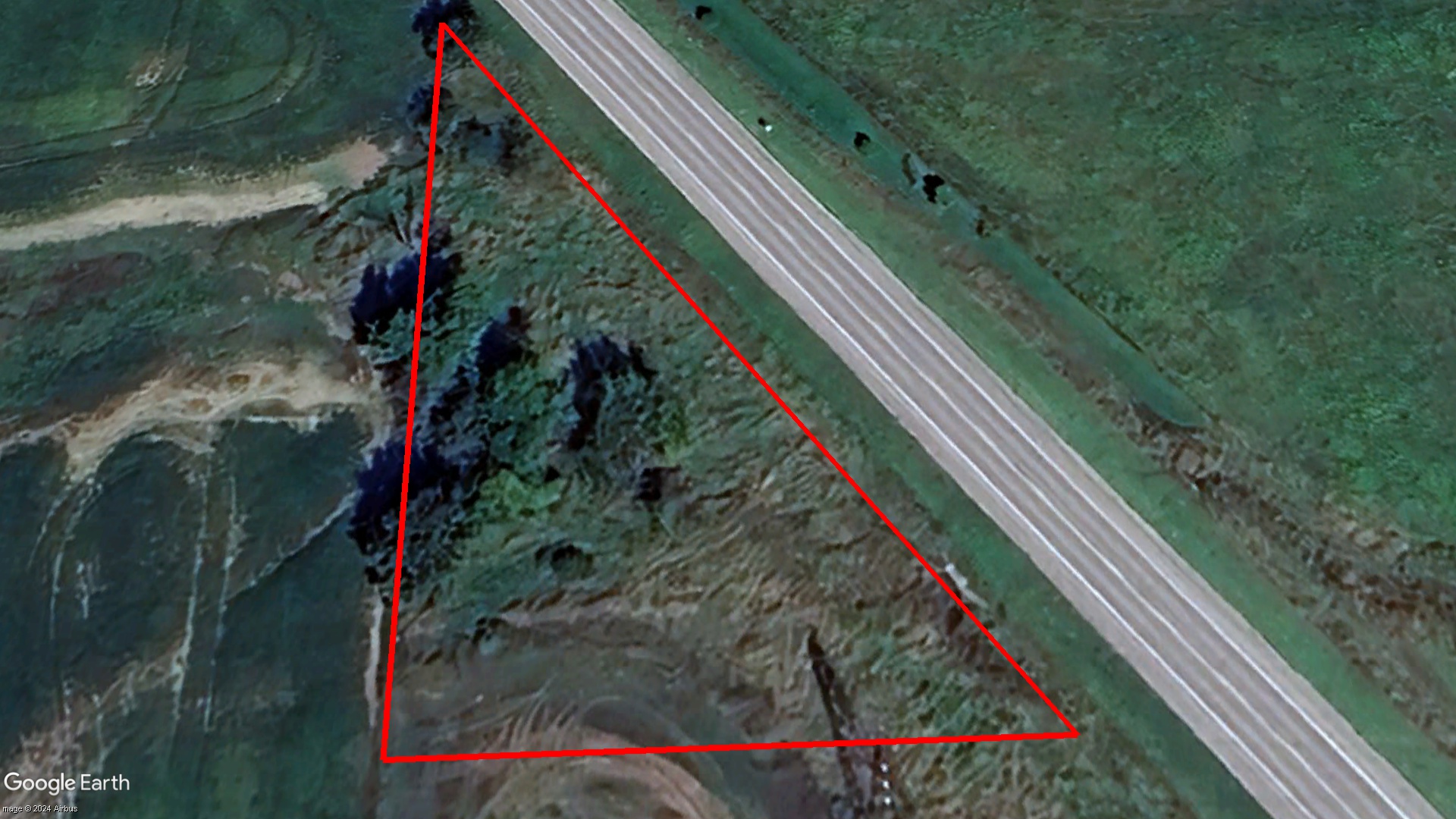 Tax Sale West Lincoln, Ontario - 26 02 020 004 16301 0000