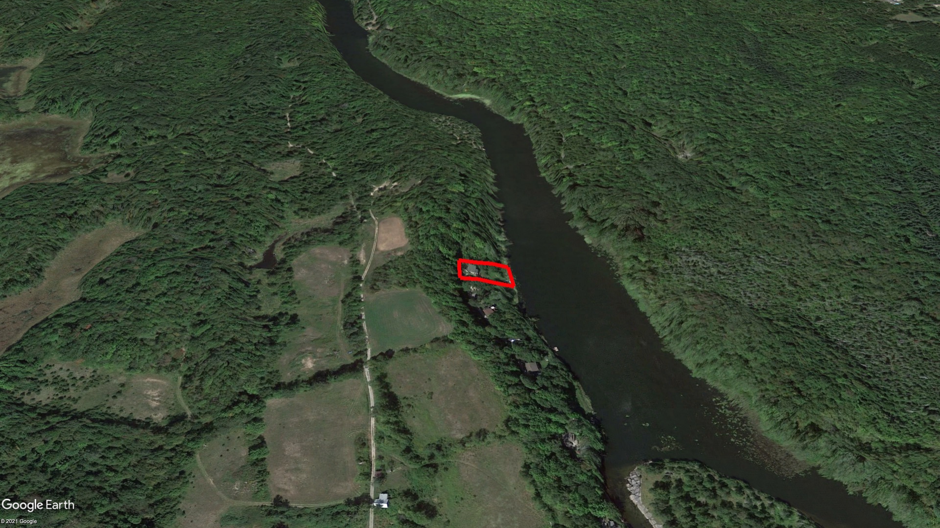 Tax Sale Tweed, Ontario - 12-31-328-010-01908-0000