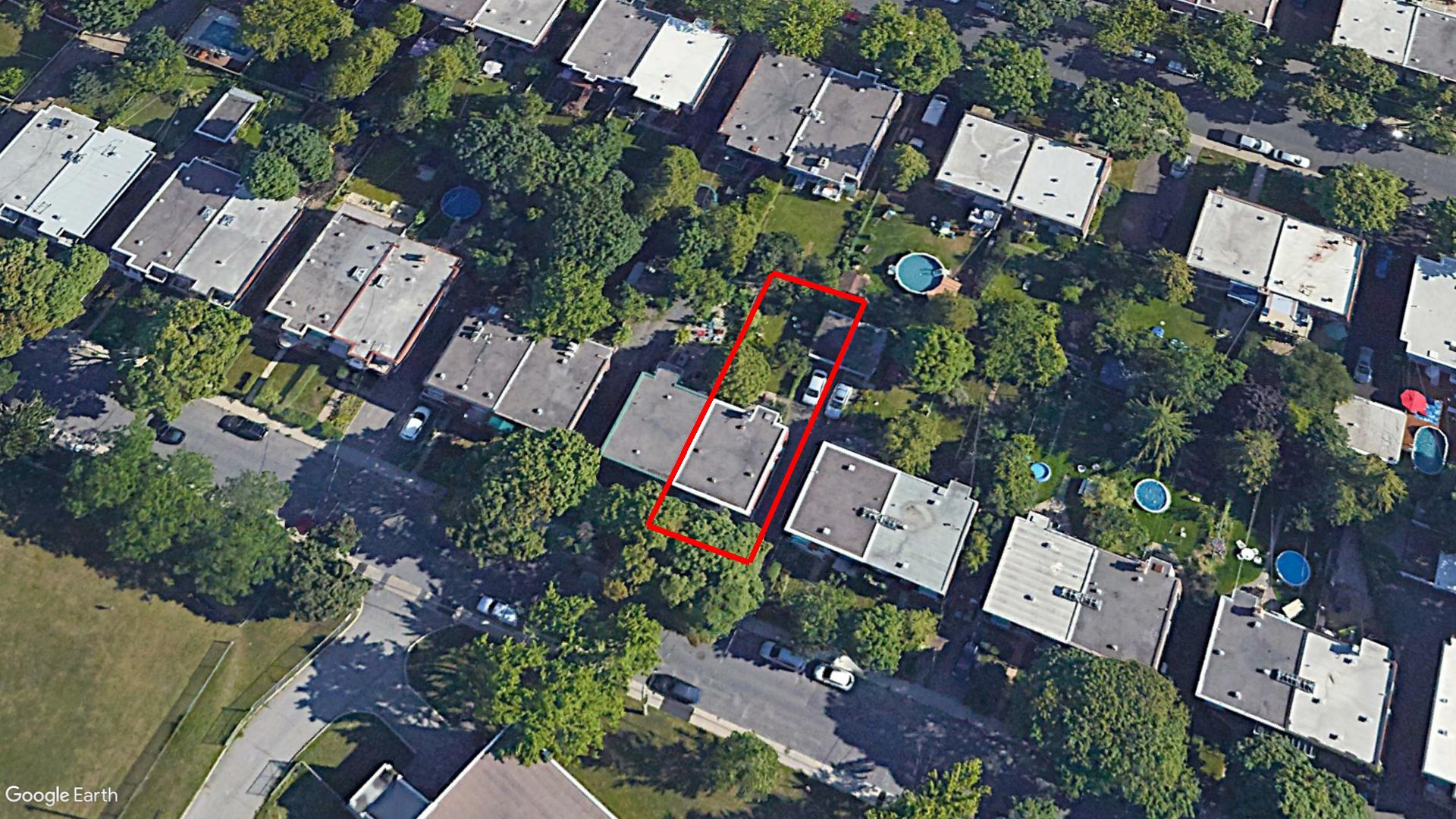 Tax Sale Montreal, Quebec - 660825-54