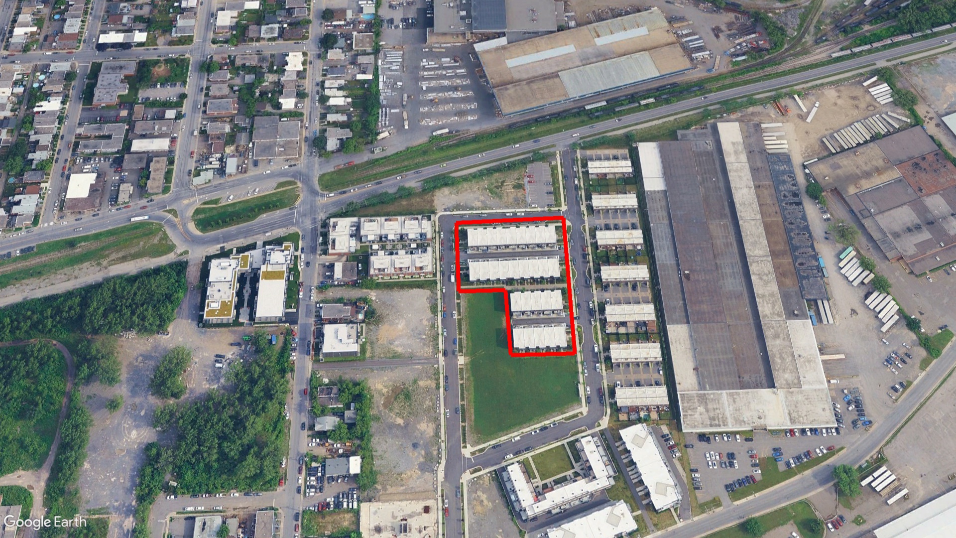 Tax Sale Montreal, Quebec - 052789-65