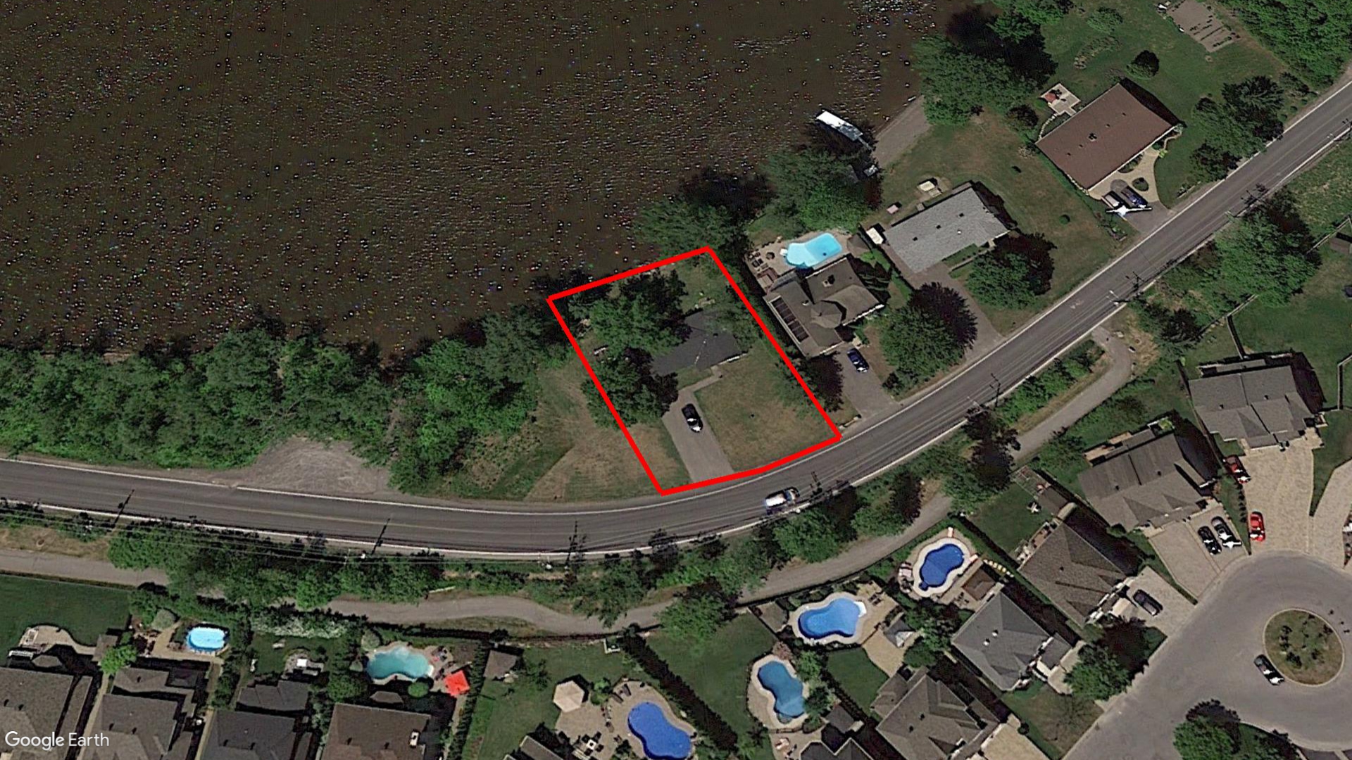 Tax Sale Montreal, Quebec - 040158-10