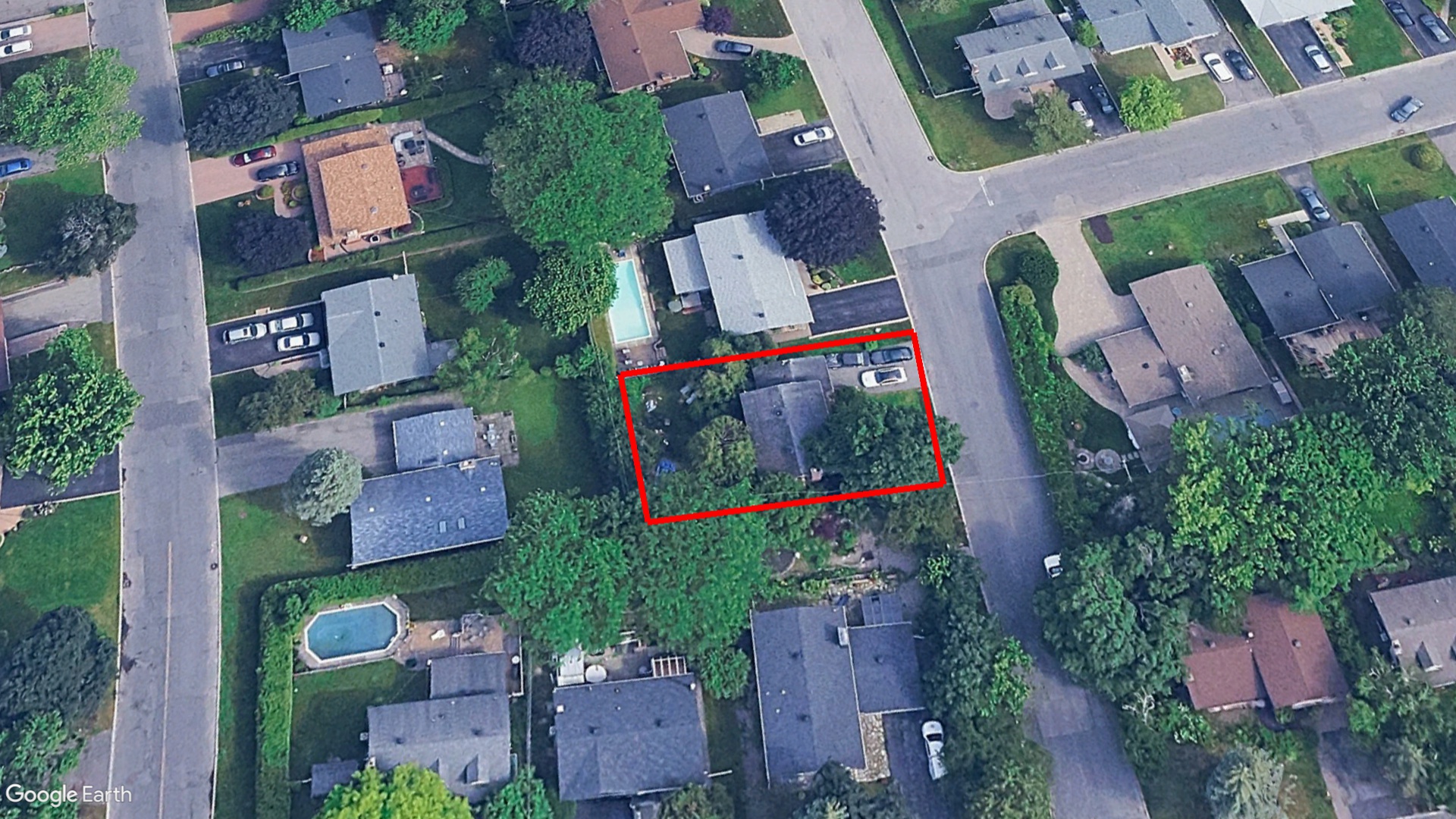 Tax Sale Montreal, Quebec - 040096-46