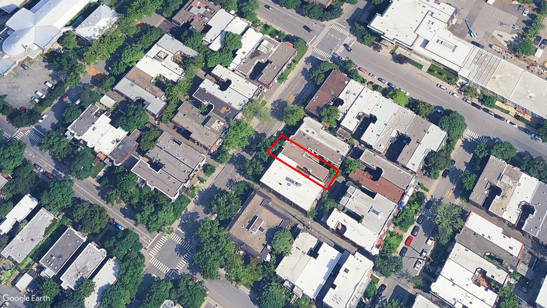 Tax Sale Montreal, Quebec - 031110-63 