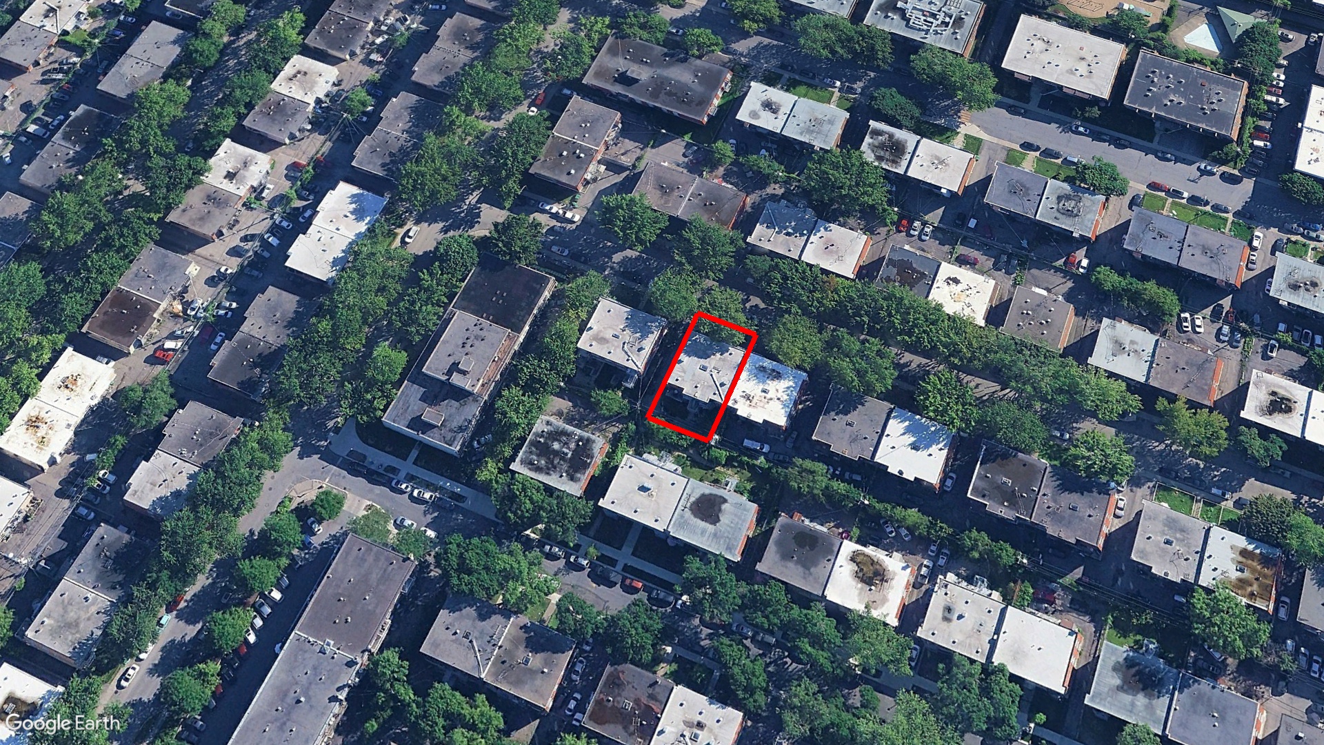 Tax Sale Montreal, Quebec - 020809-86