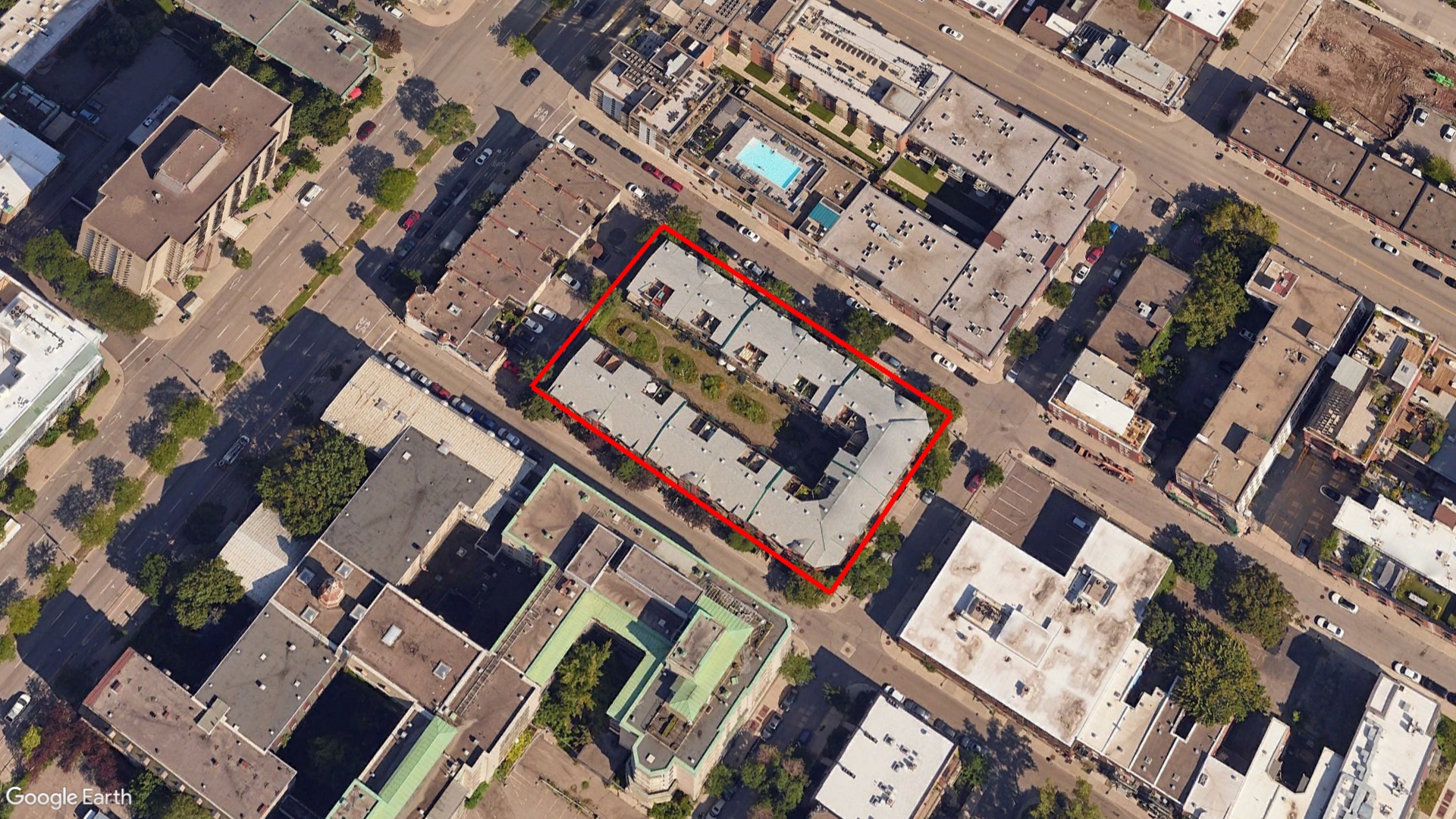 Tax Sale Montreal, Quebec - 110617-30