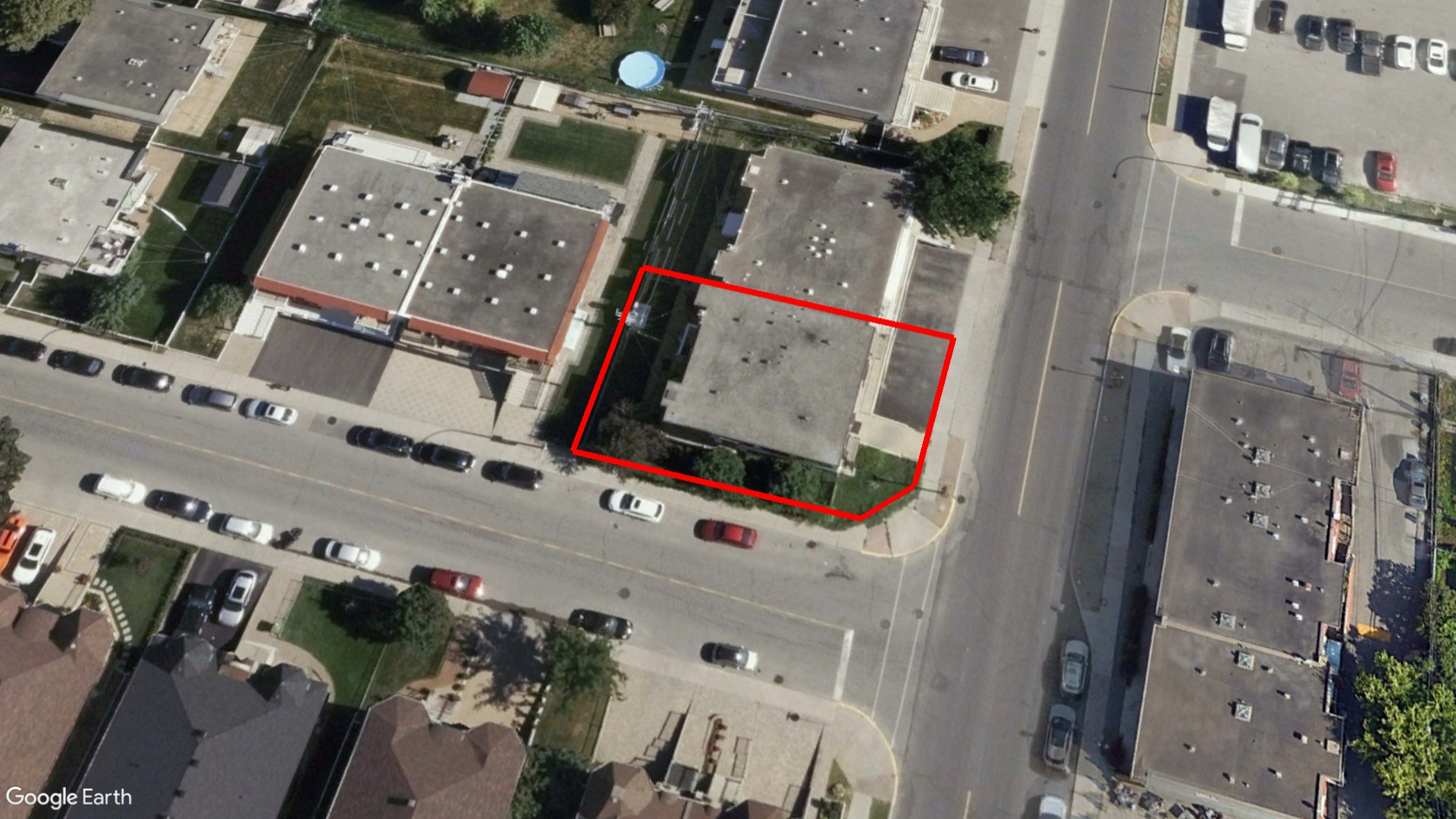 Tax Sale Montreal, Quebec - 020911-58