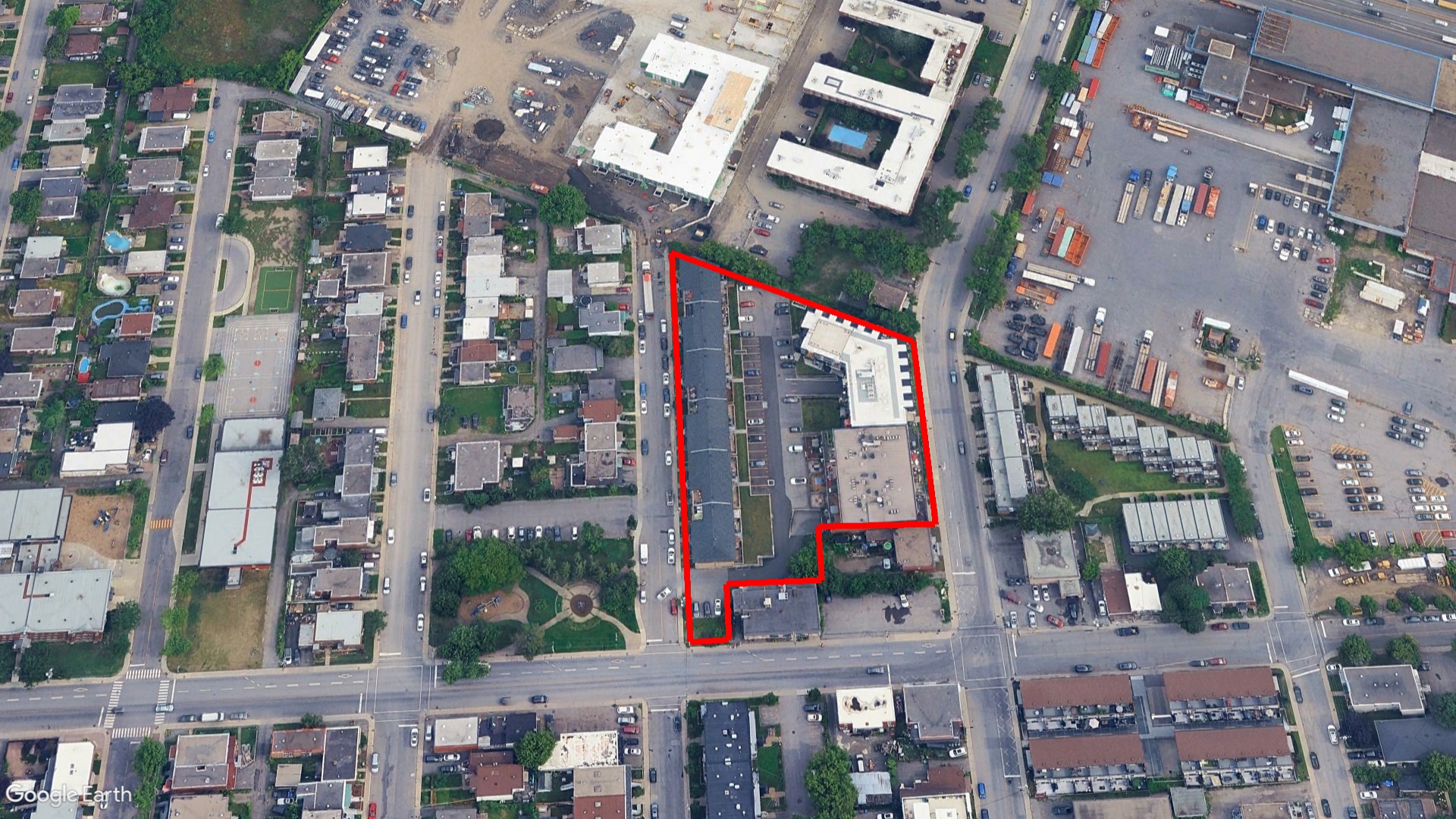 Tax Sale Montreal, Quebec - 051673-61