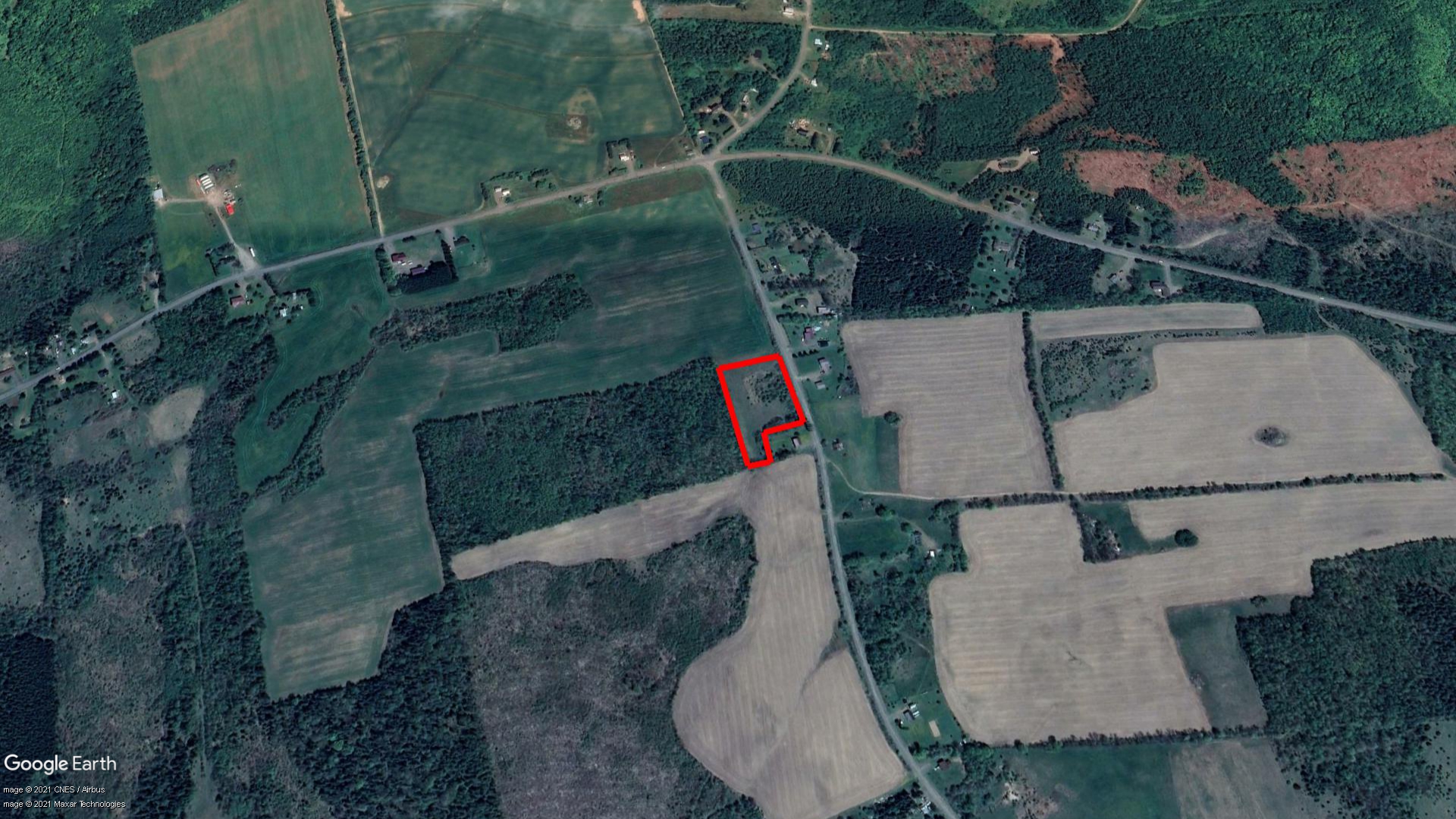 Tax Sale Fredericton, New Brunswick - 05055458