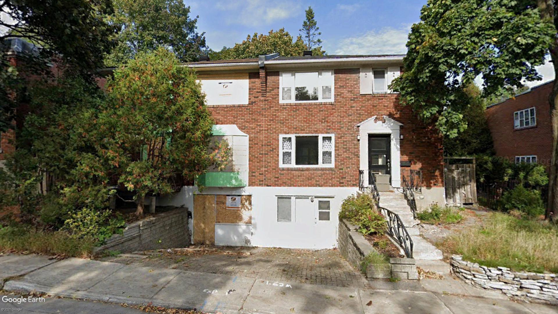 Tax Sale Montreal, Quebec - 445888-00