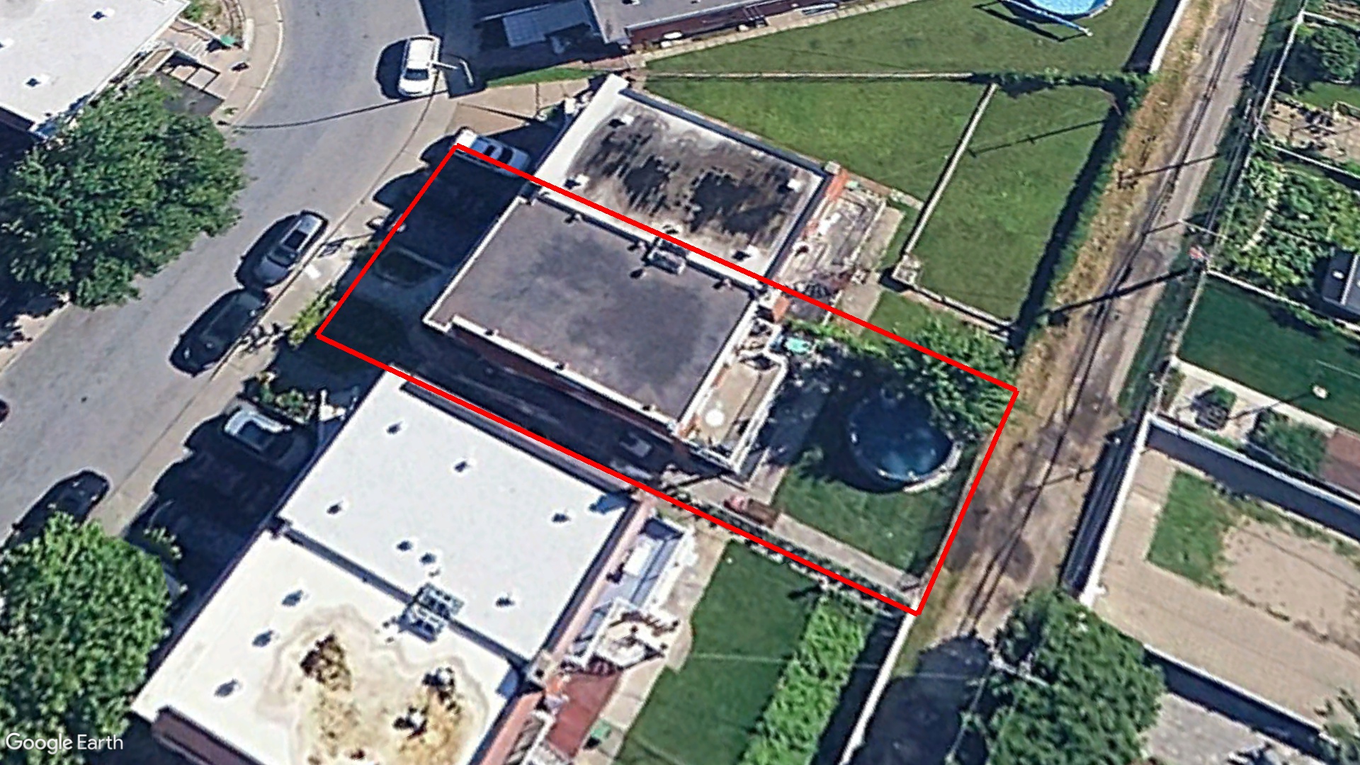 Tax Sale Montreal, Quebec - 020785-71