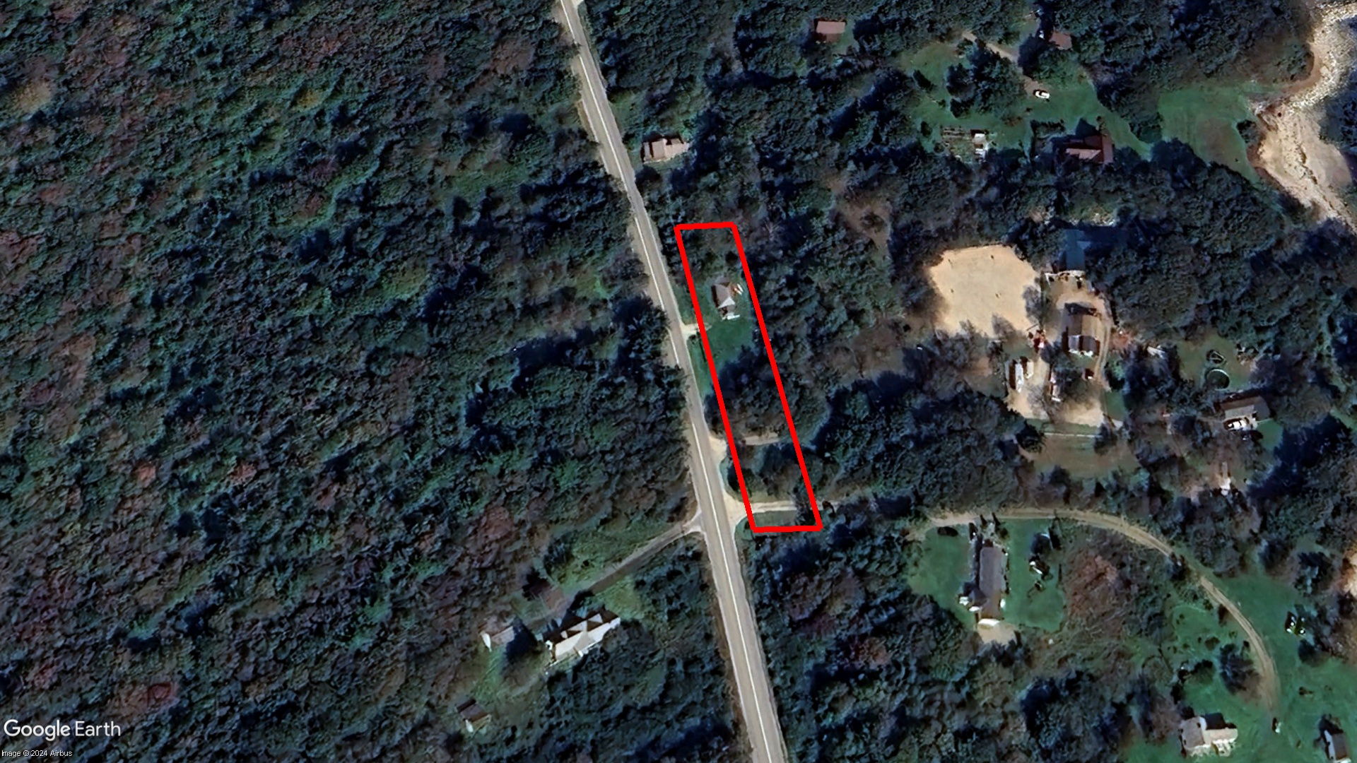 Tax Sale Shelburne, Nova Scotia - 03887464