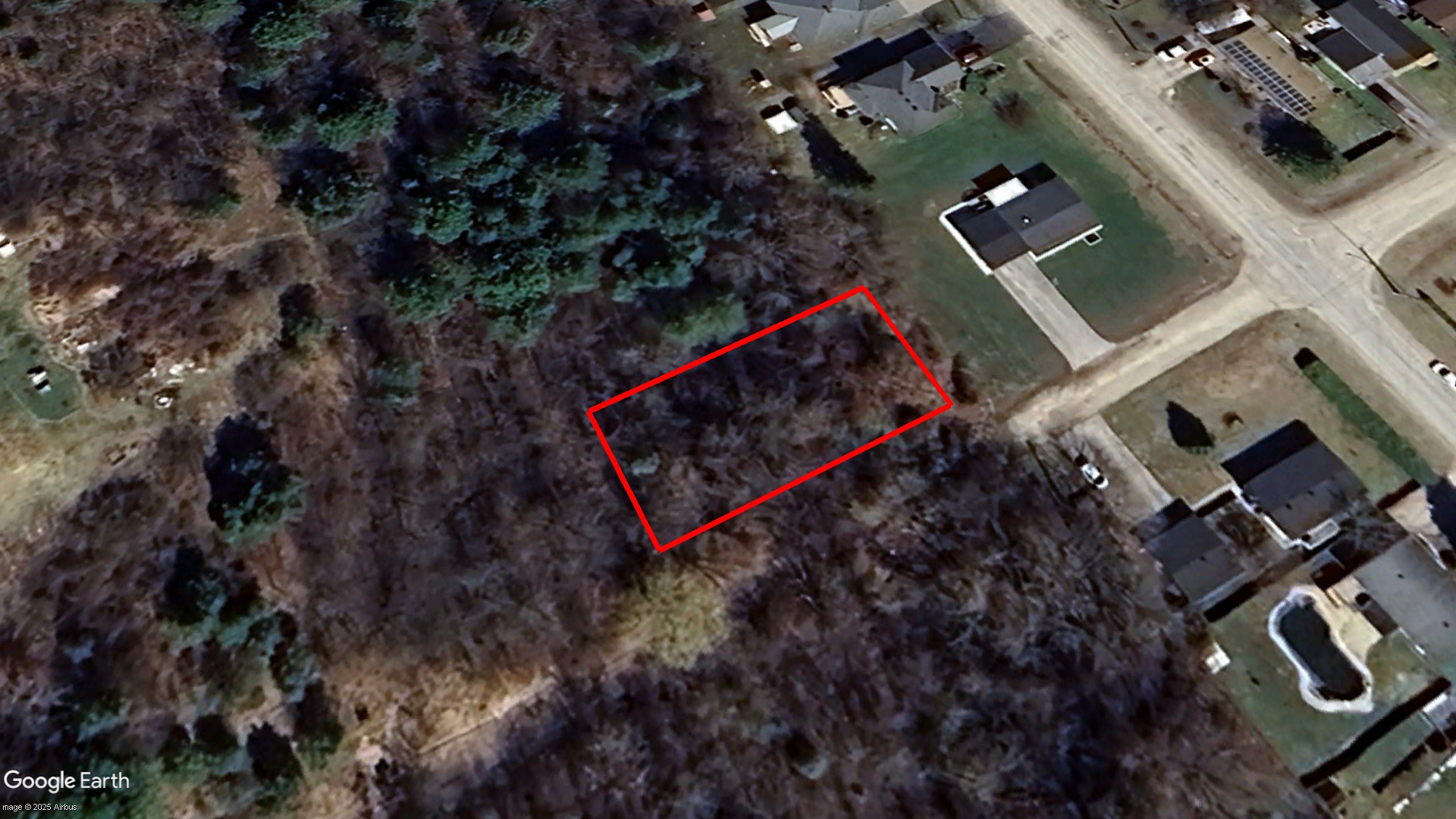 Tax Sale Tay, Ontario - 43 53 050 001 45200 0000