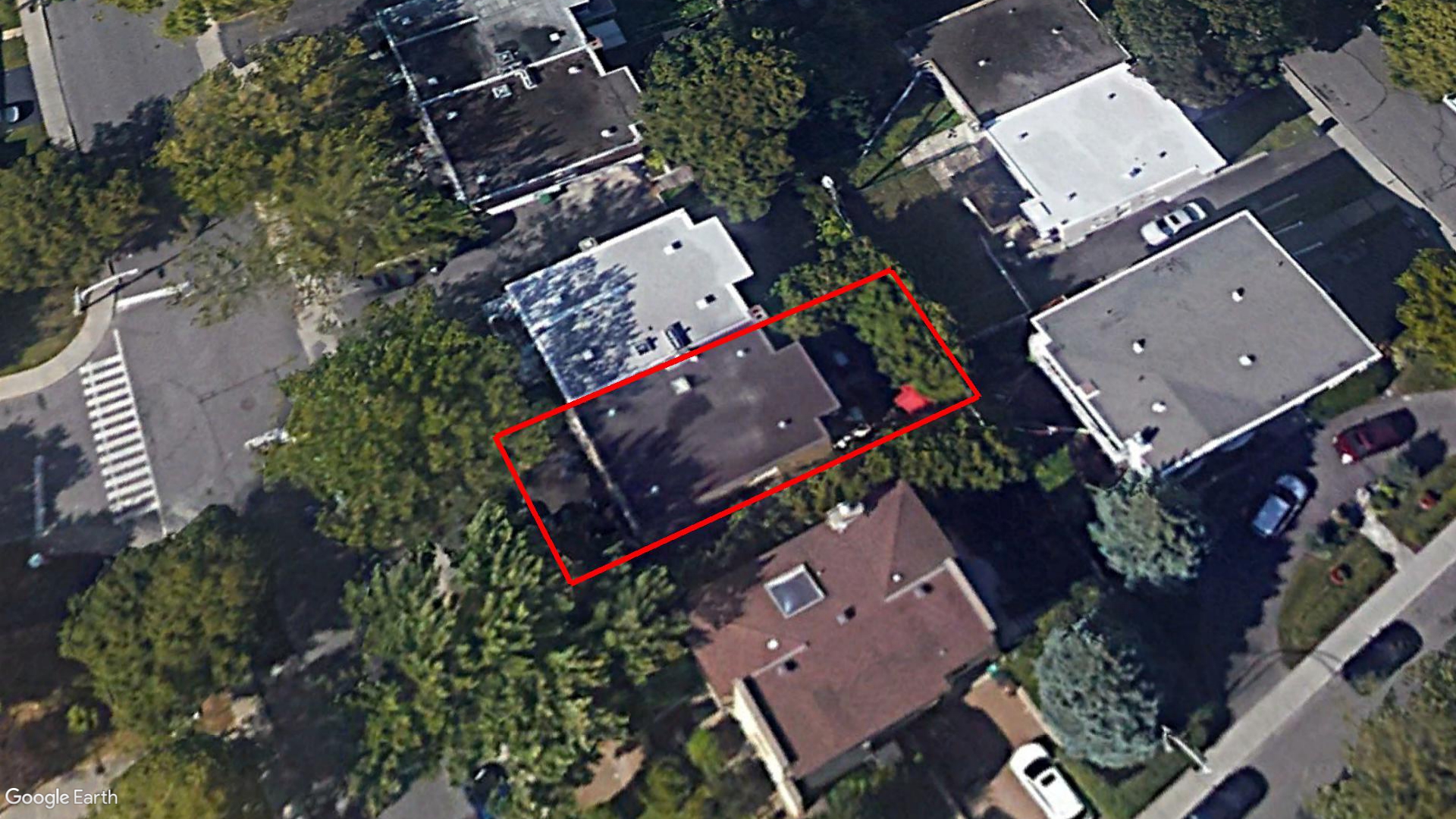 Tax Sale Montreal, Quebec - 040198-07