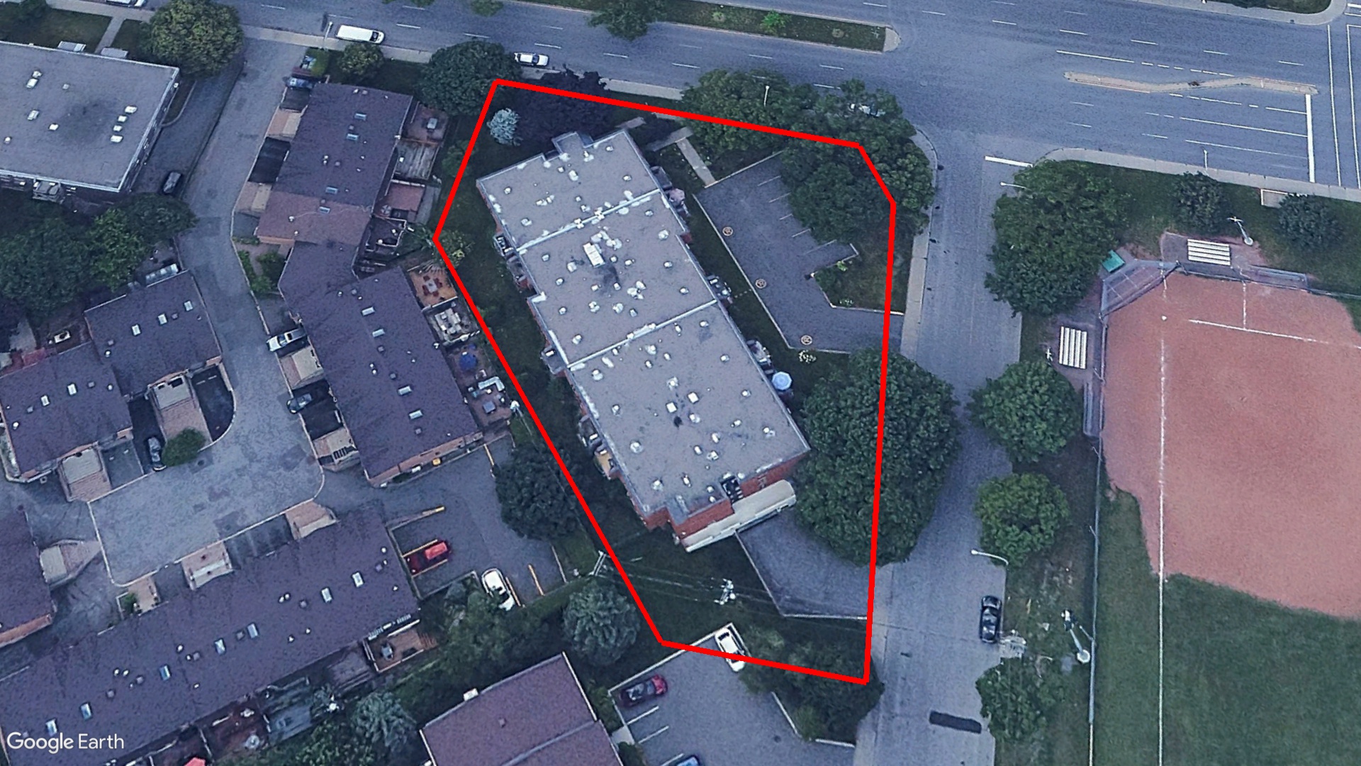 Tax Sale Montreal, Quebec - 020399-31