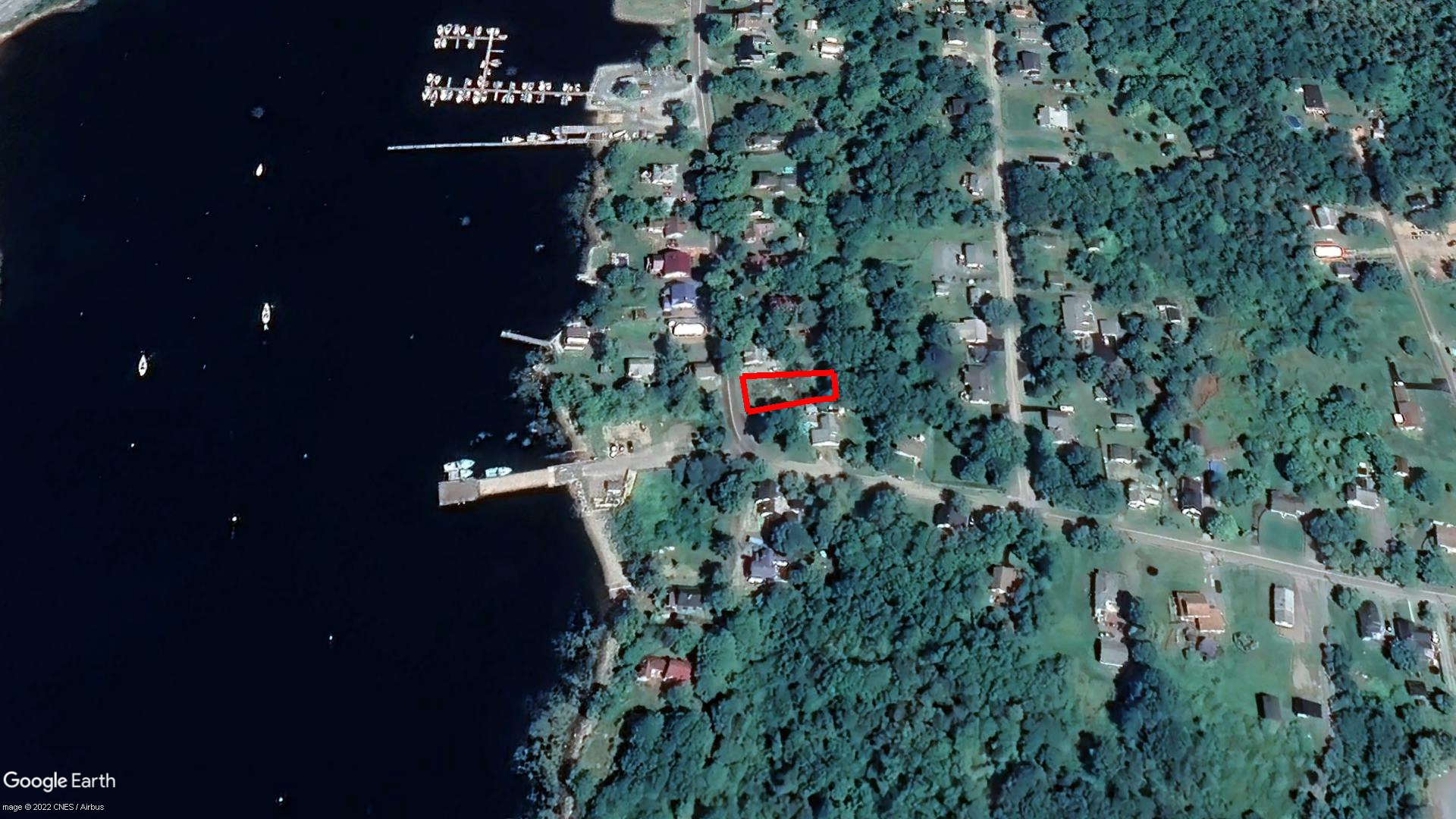 Tax Sale Queens, Nova Scotia - 04270274