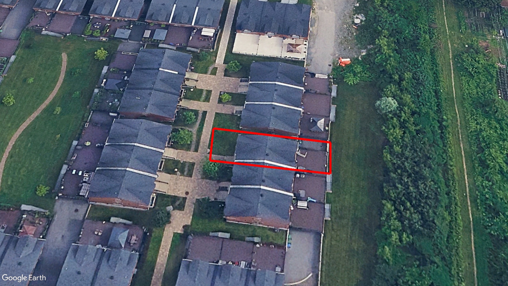 Tax Sale Montreal, Quebec - 052016-86