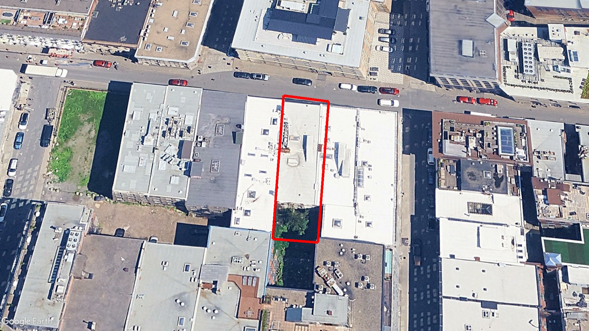 Tax Sale Montreal, Quebec - 140153-54