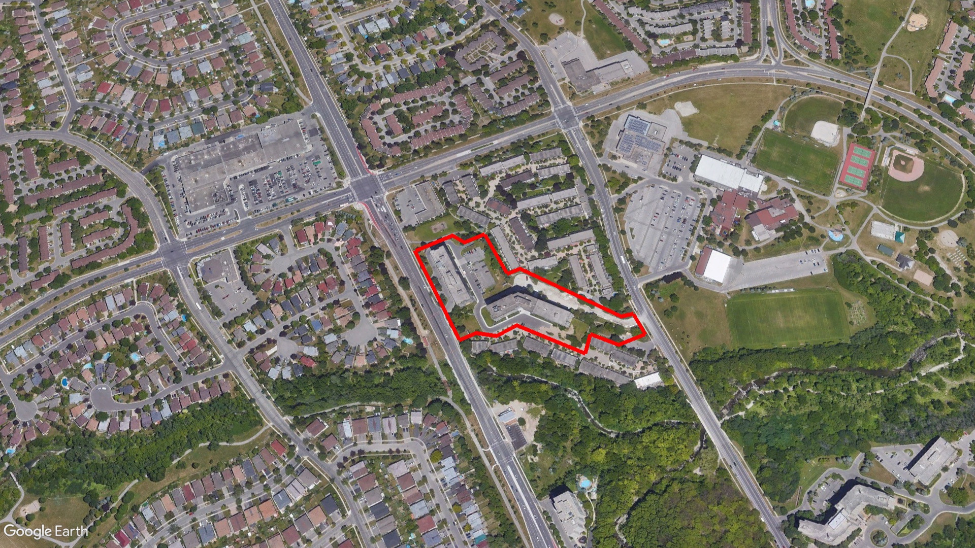 Tax Sale Mississauga, Ontario - 21-05-04-0-156-24000-0000