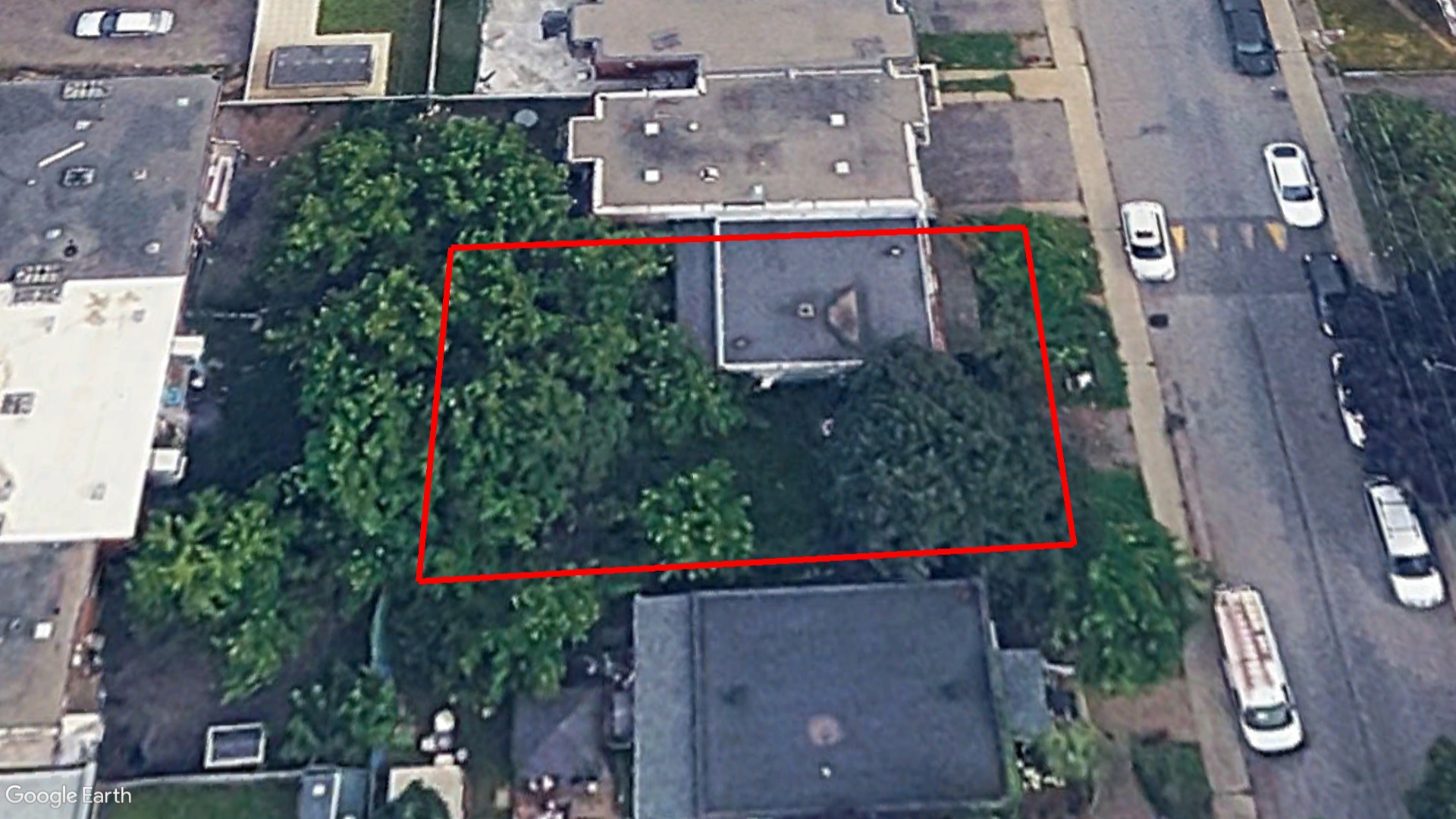 Tax Sale Montreal, Quebec - 050578-81