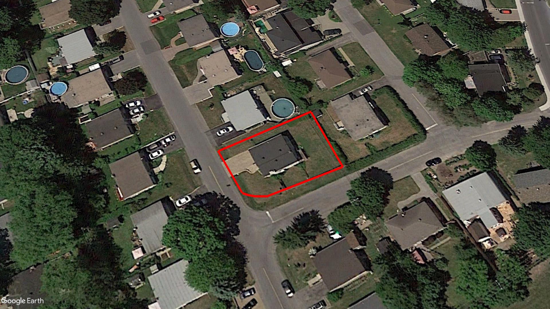 Tax Sale Montreal, Quebec - 040076-02