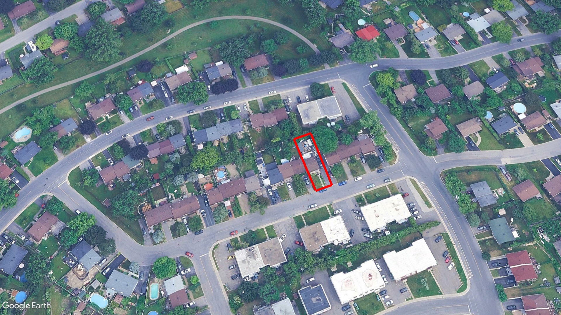 Tax Sale Montreal, Quebec - 040182-66