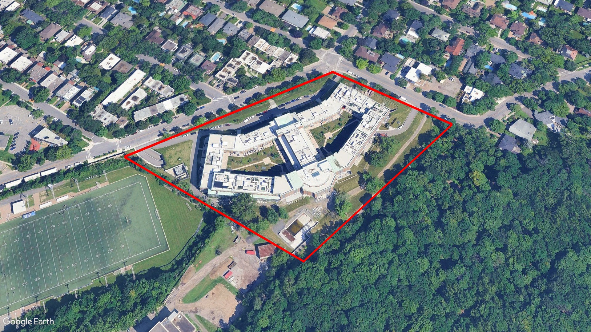 Tax Sale Montreal, Quebec - 052952-98