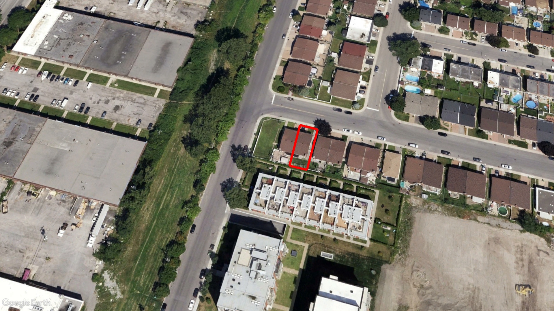 Tax Sale Montreal, Quebec - 040415-25