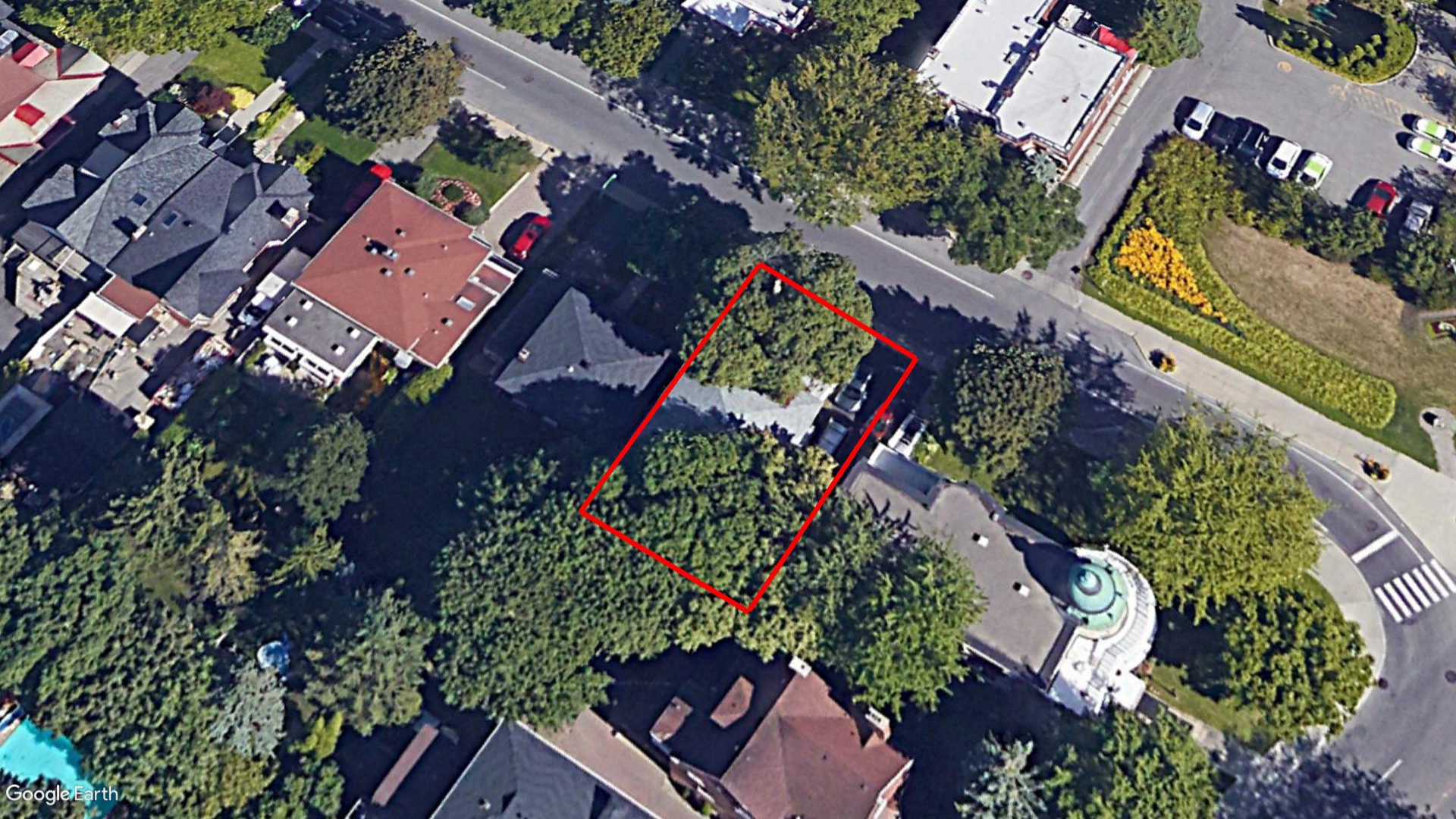 Tax Sale Montreal, Quebec - 030365-56